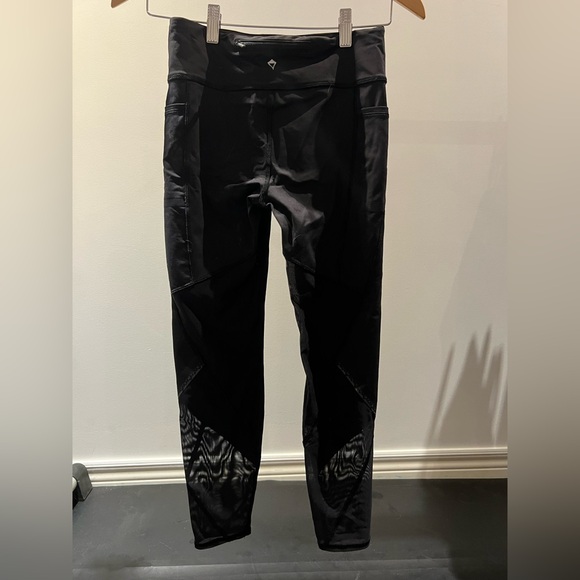 Ivivva Leggings - Picture 2 of 2